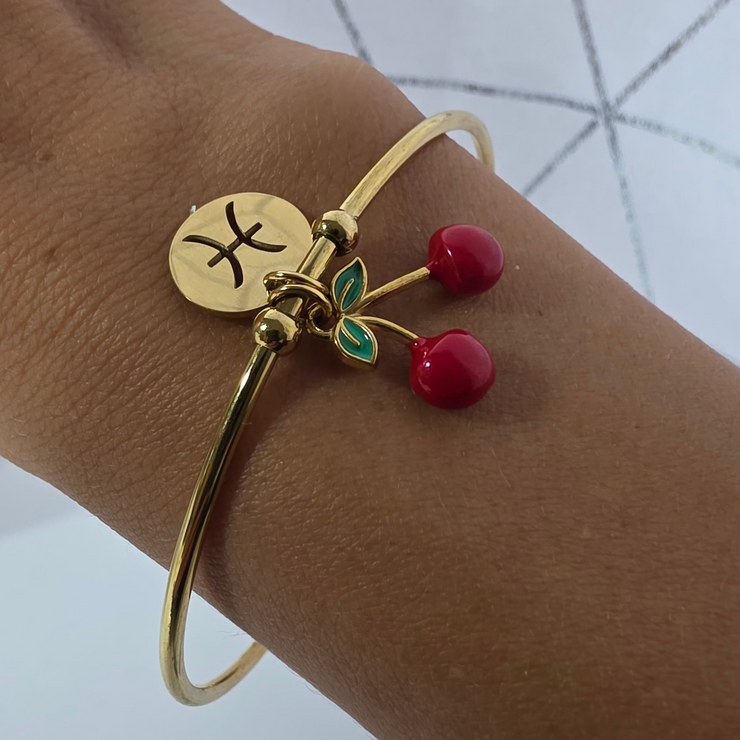 Jonc Astro Cherry pour le Poissons, en acier inoxydable, bijou doux et rêveur qui reflète sa sensibilité et son romantisme.