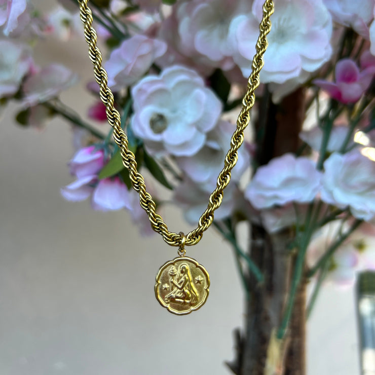 collier vierge astrologie